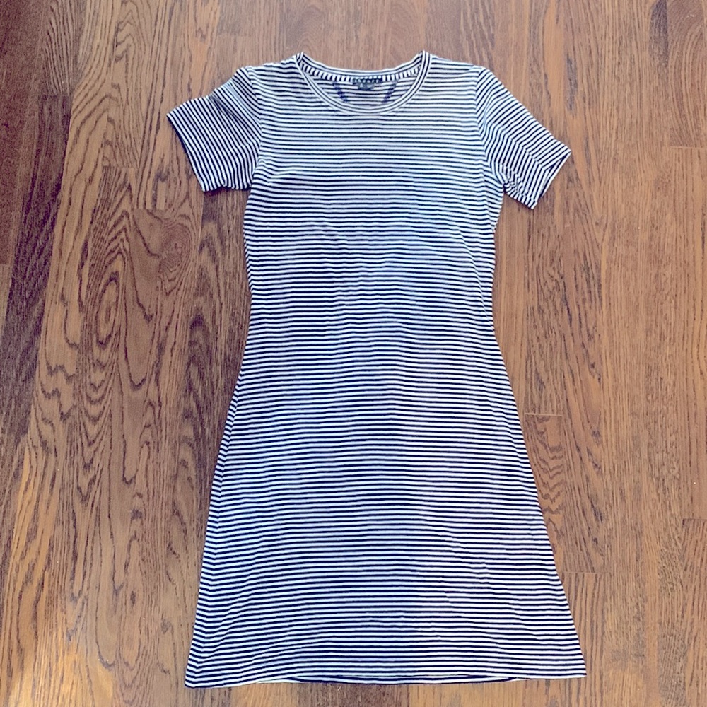Theory Blue & White Stripped Dress - SIZE P Petite
